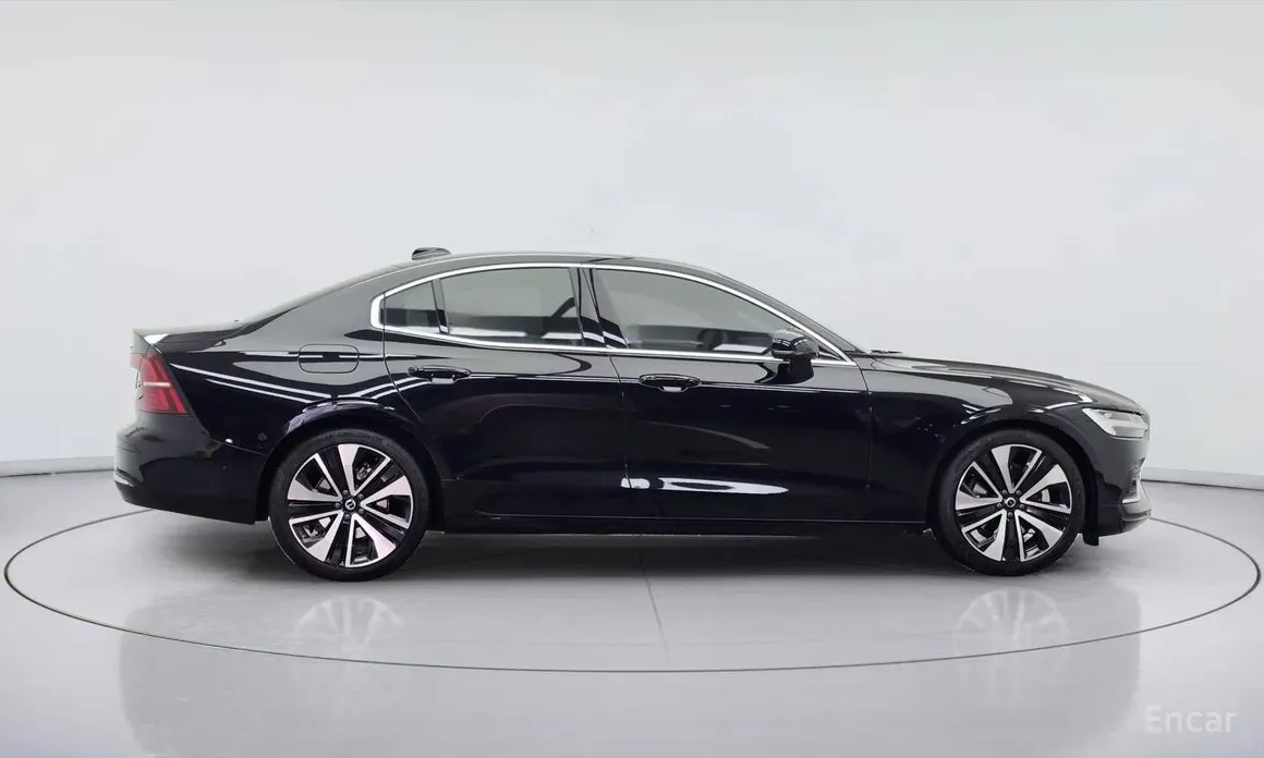 Фото 3 - Volvo S60