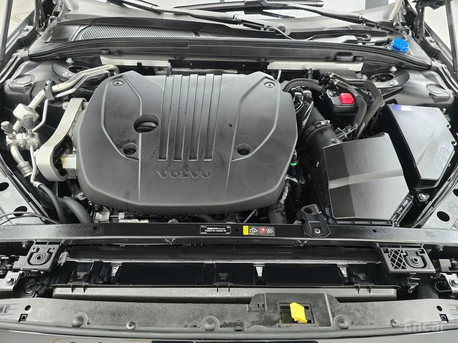 Фото 5 - Volvo S60