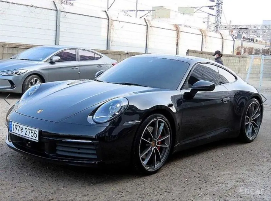 Фото 2 - Porsche 911