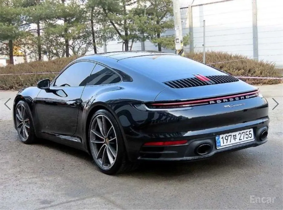 Фото 3 - Porsche 911