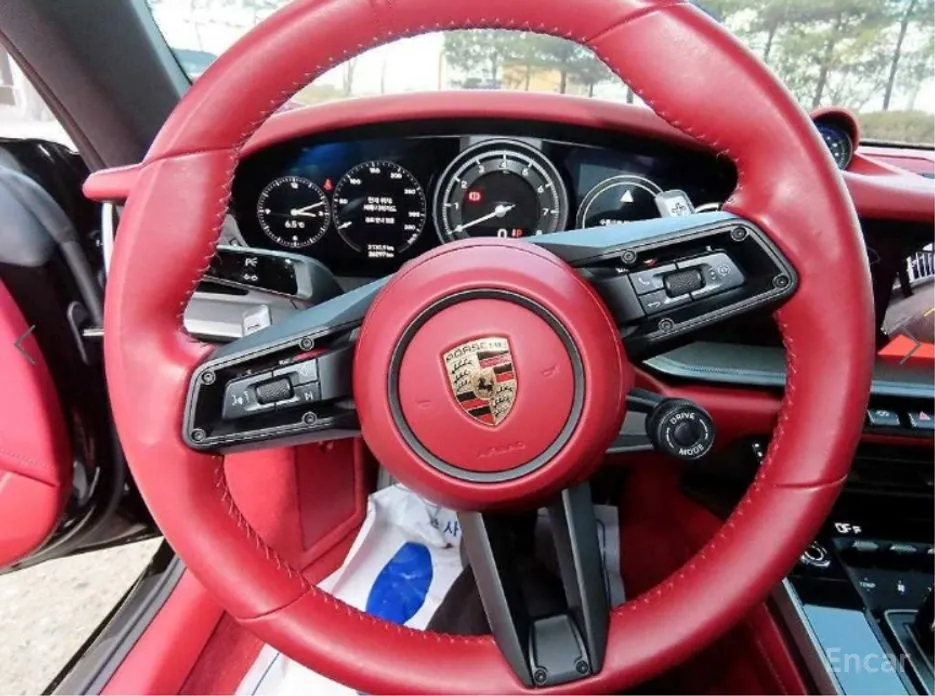 Фото 8 - Porsche 911