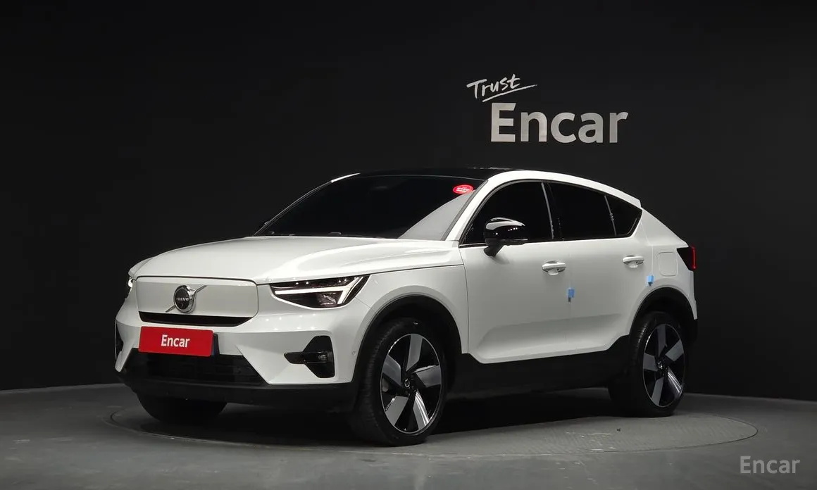 Фото 1 - Volvo C40