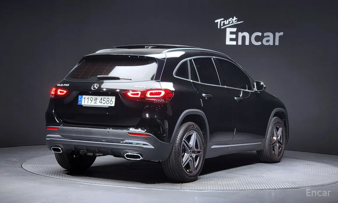 Mercedes-Benz GLA-Class 2020 GLA250 4MATIC