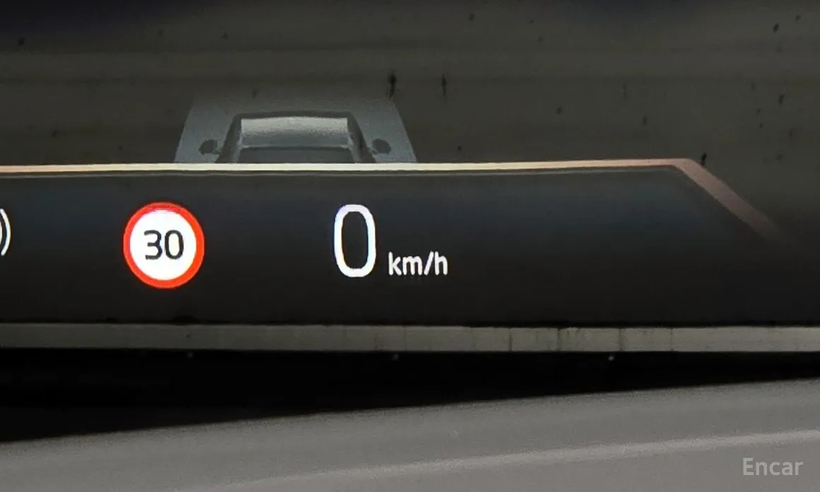 Фото 19 - BMW i7