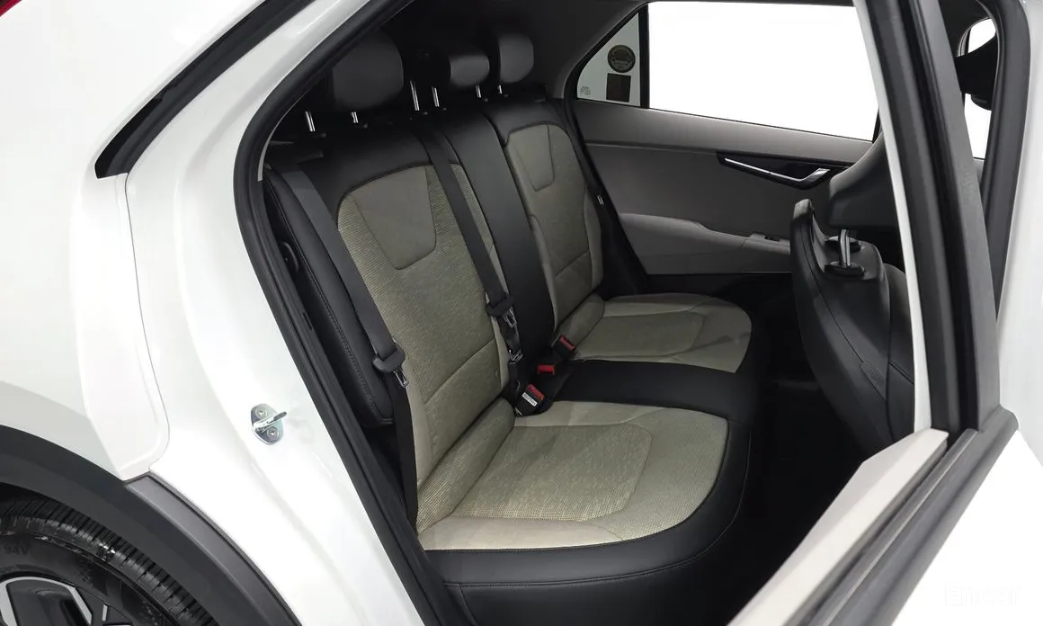 Фото 12 - Kia Niro