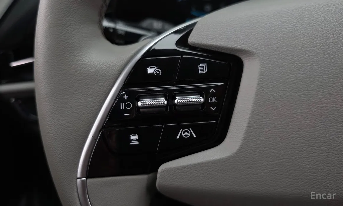 Фото 14 - Kia Niro