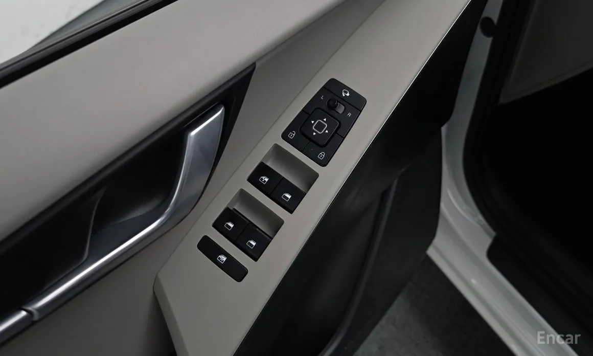 Фото 18 - Kia Niro