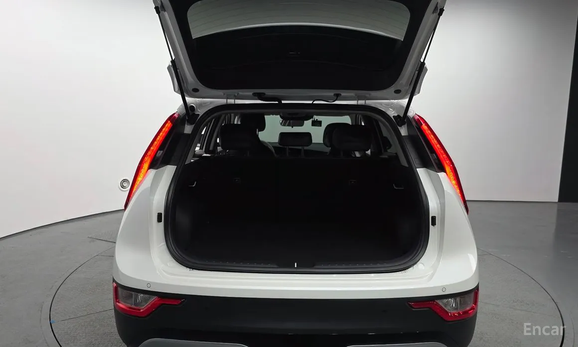 Фото 20 - Kia Niro