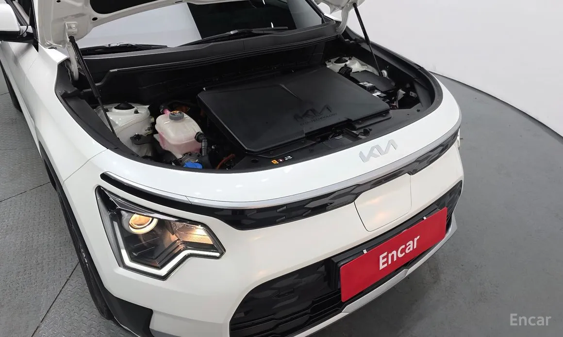 Фото 6 - Kia Niro