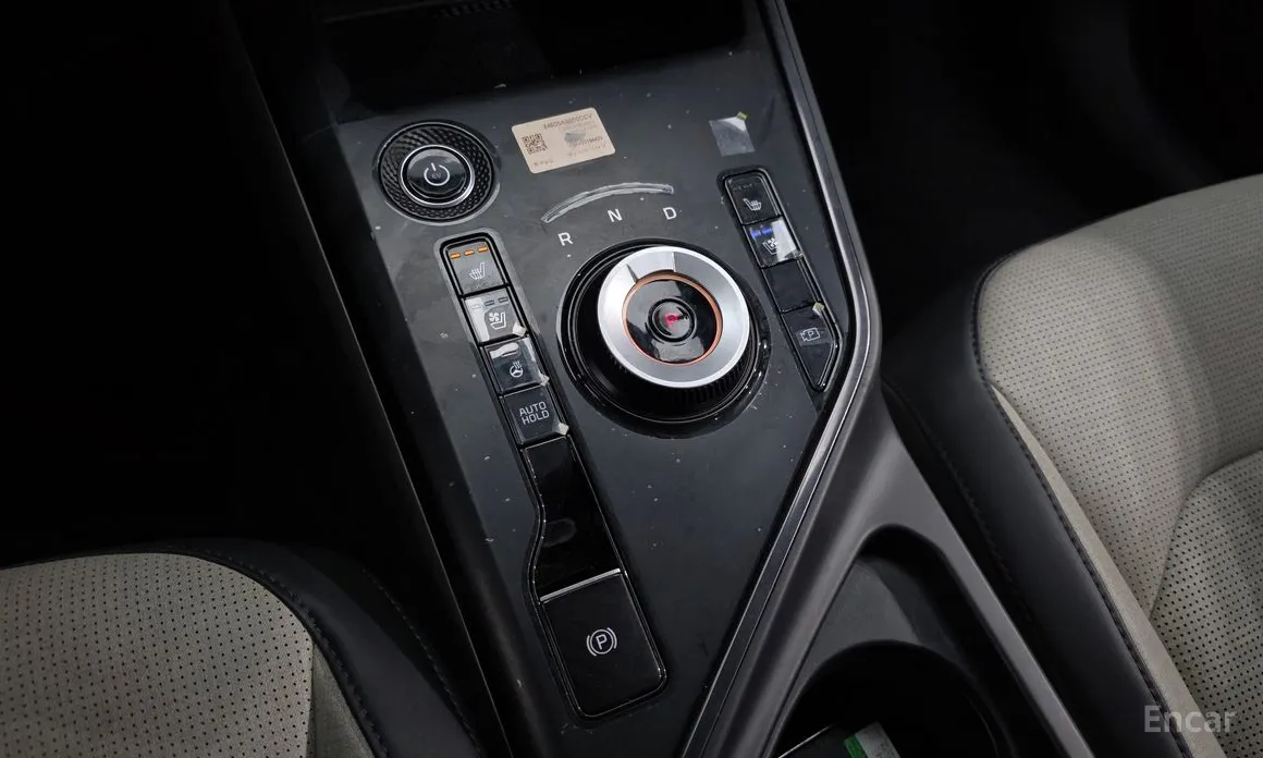 Фото 9 - Kia Niro