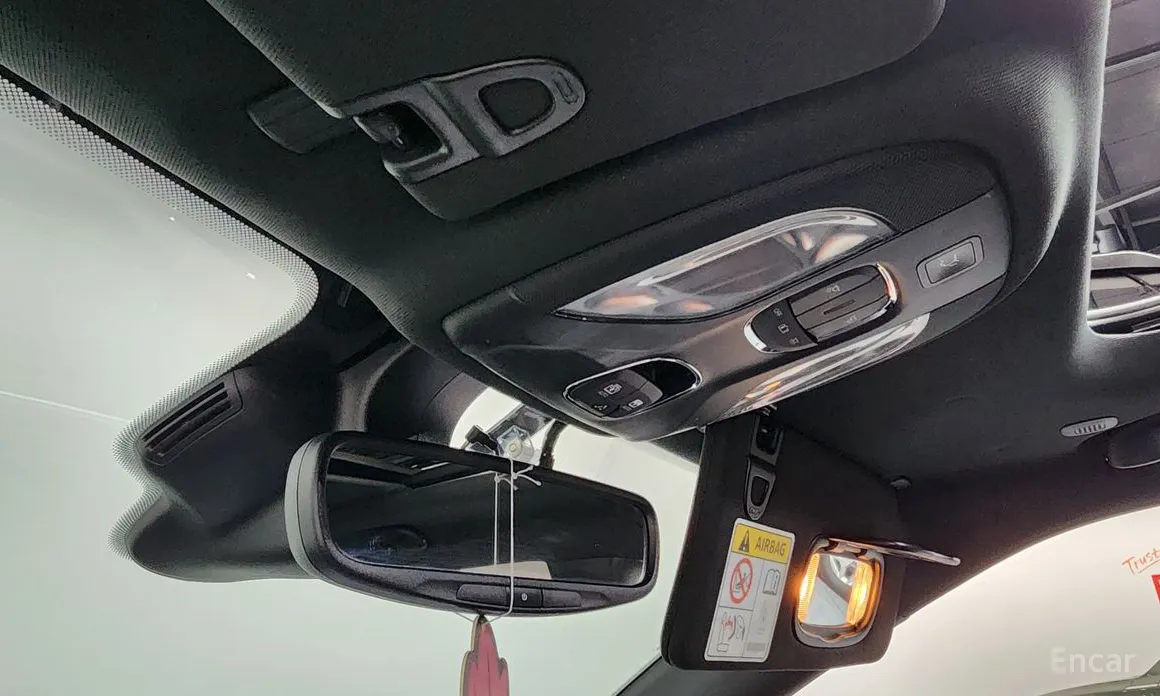 Фото 17 - Jeep Compass