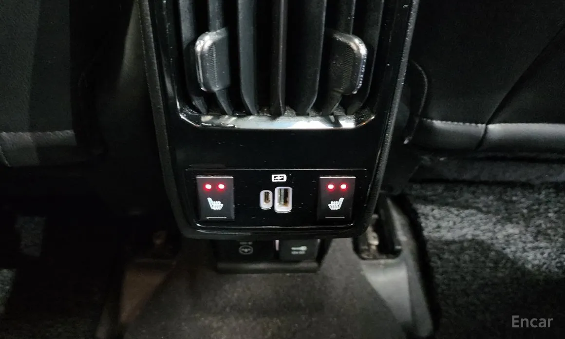 Фото 18 - Jeep Compass