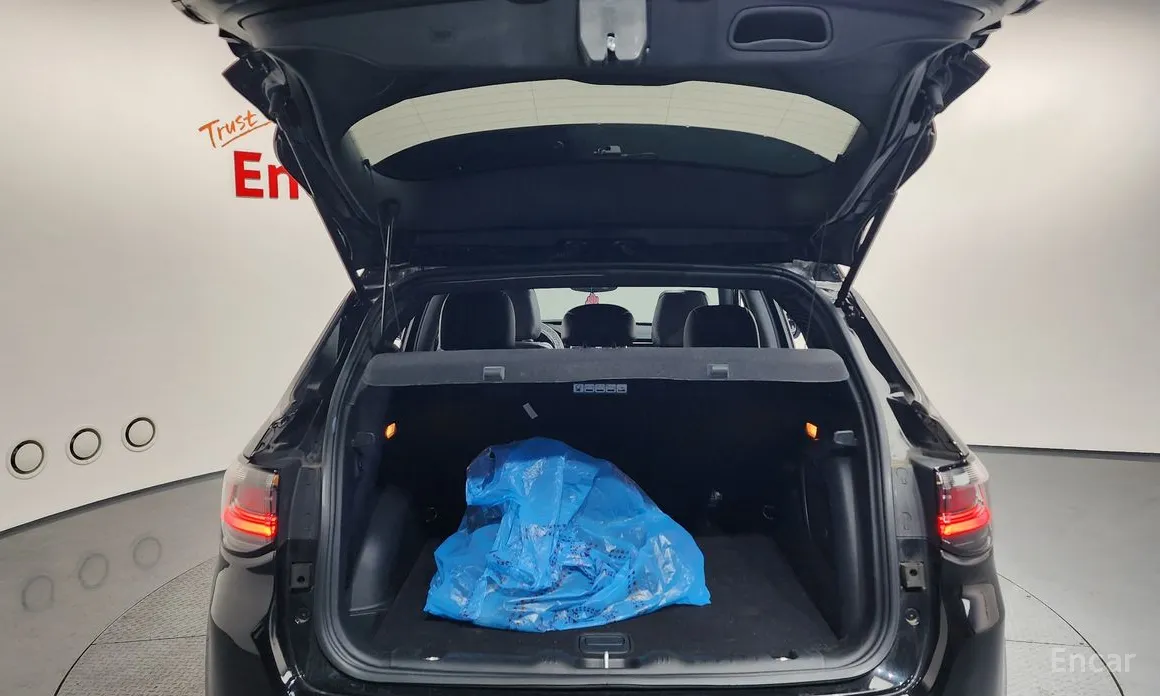 Фото 20 - Jeep Compass