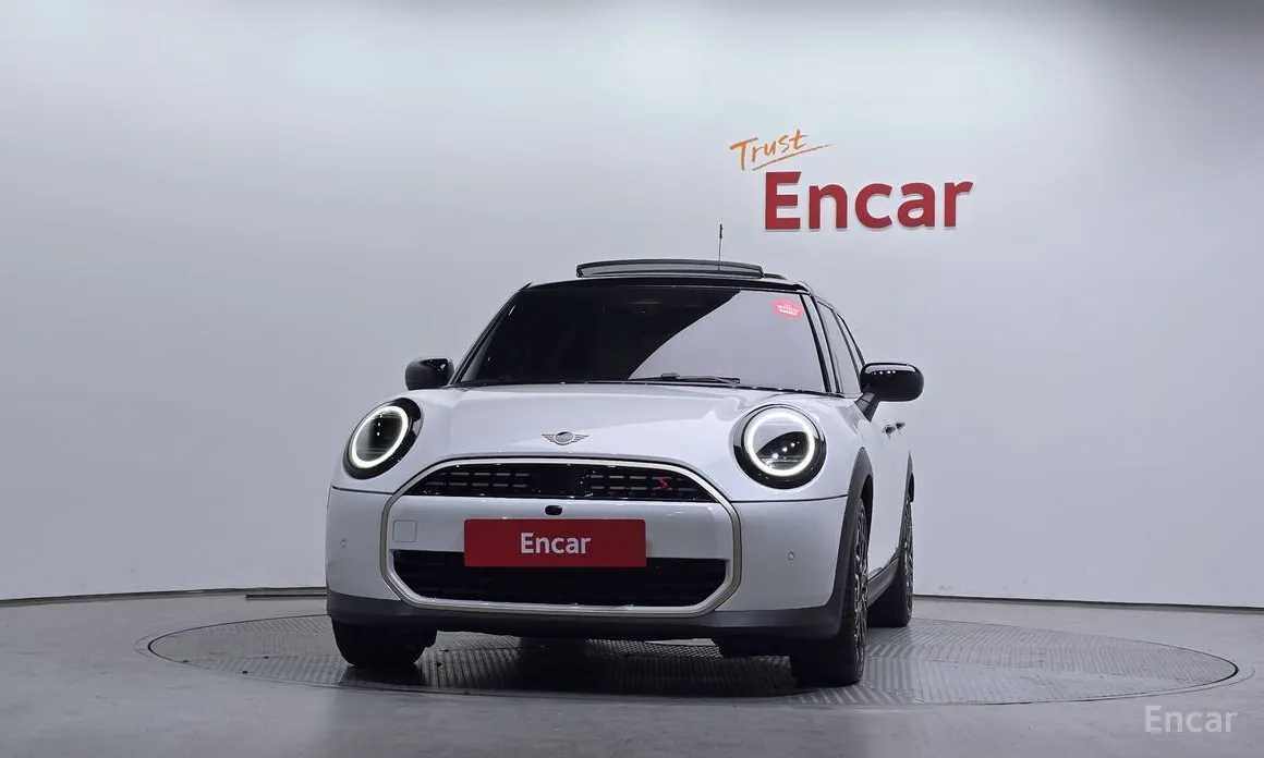 Фото 3 - Mini Cooper