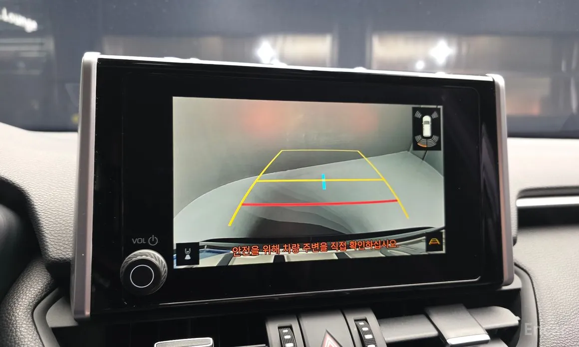 Фото 15 - Toyota RAV4