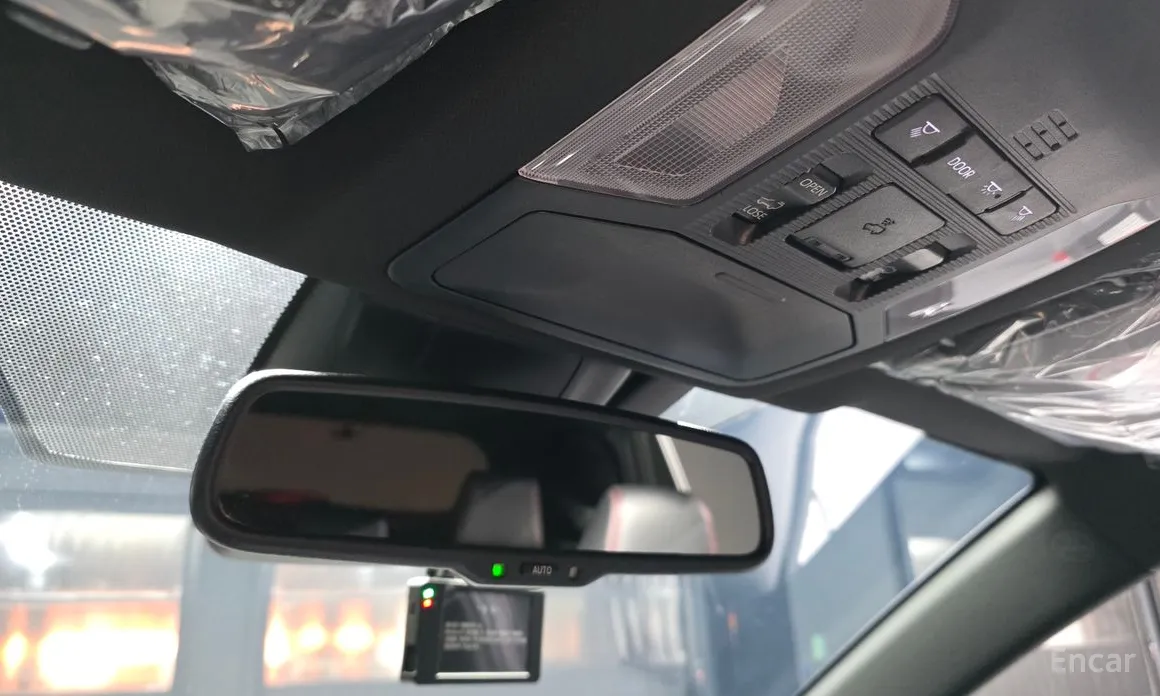 Фото 16 - Toyota RAV4