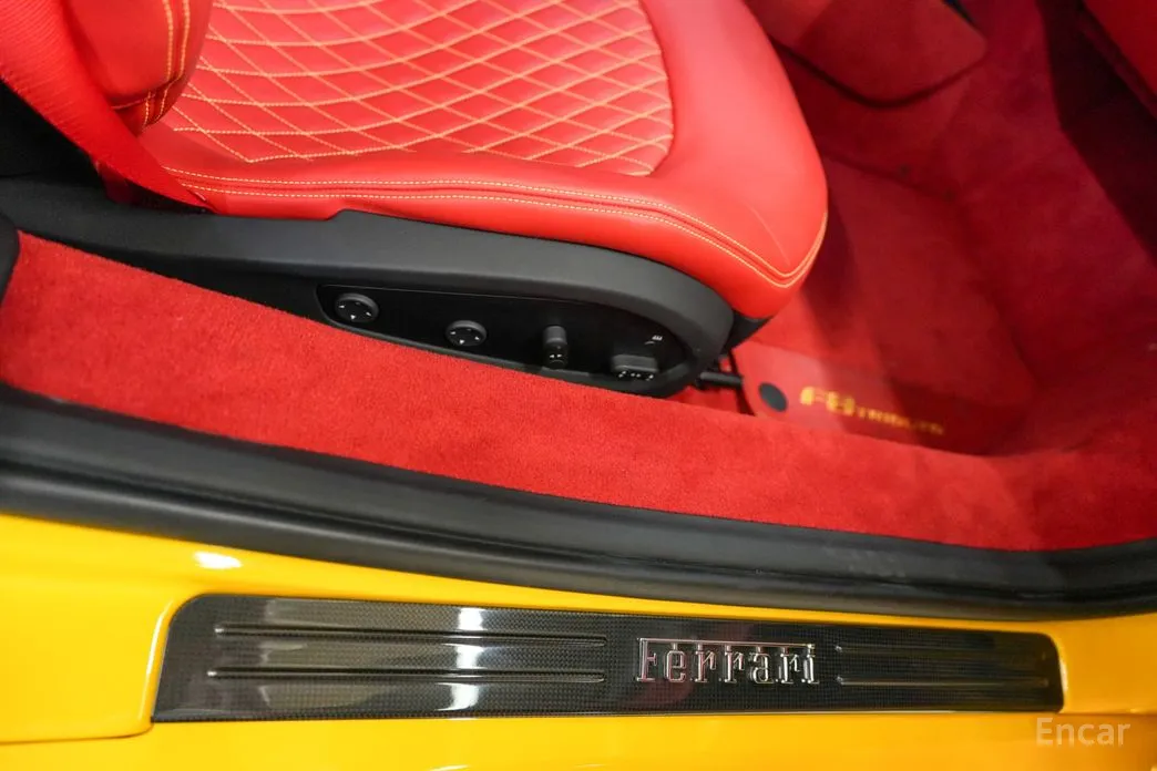 Фото 13 - Ferrari F8