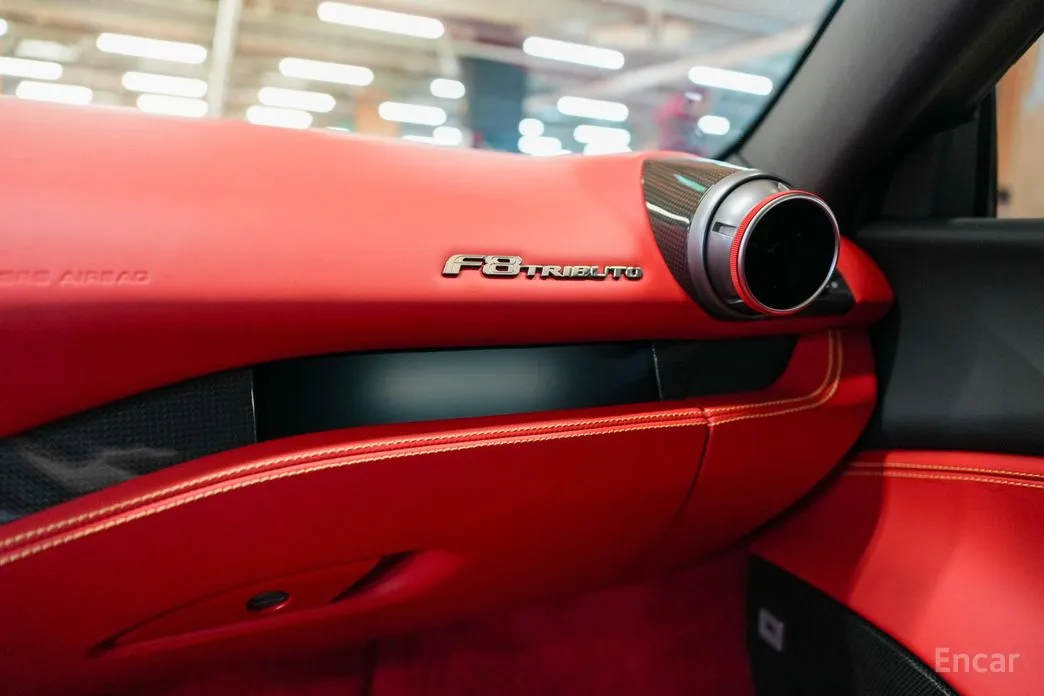 Фото 18 - Ferrari F8