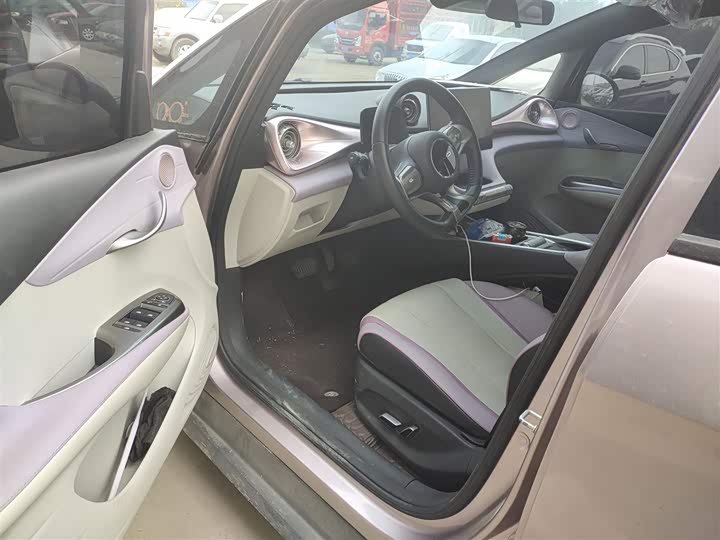 Фото 12 - BYD Dolphin