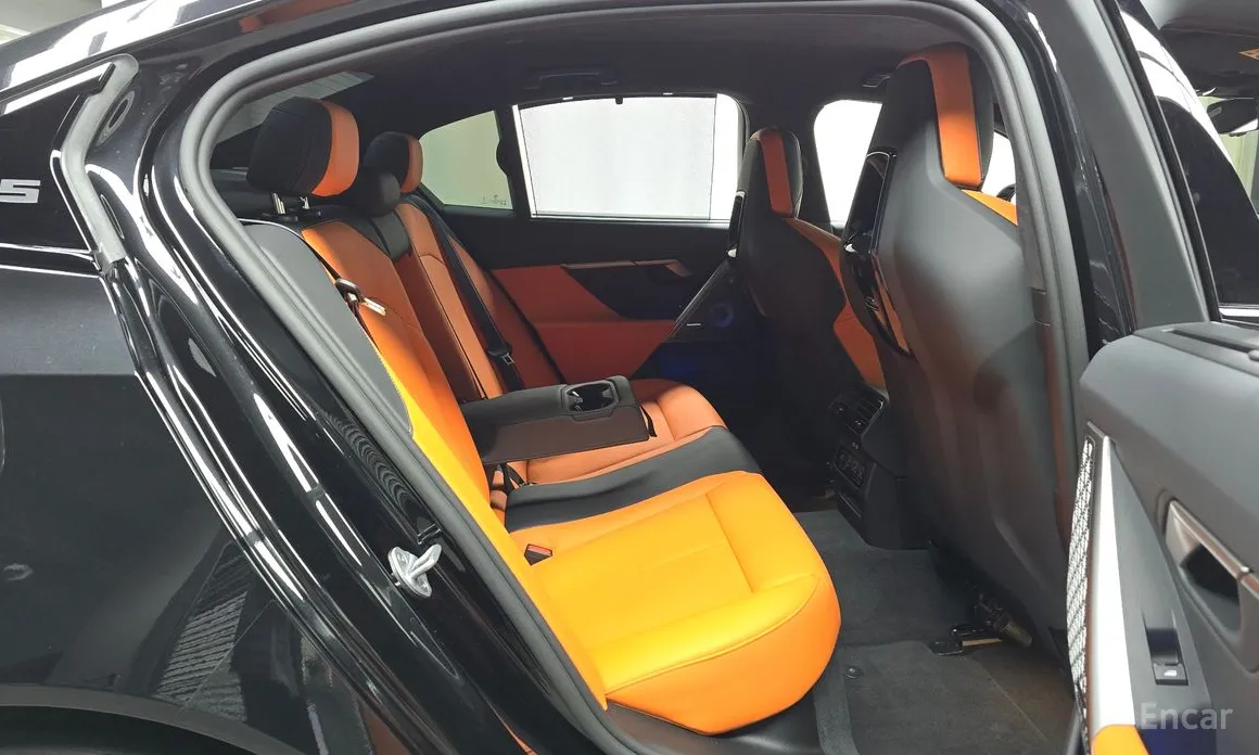 Фото 12 - BMW M5