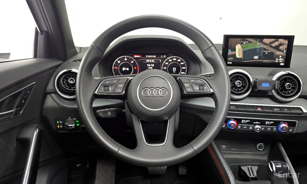 Фото 13 - Audi Q2