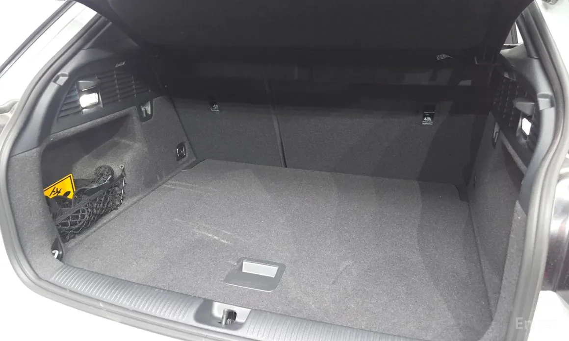 Фото 20 - Audi Q2