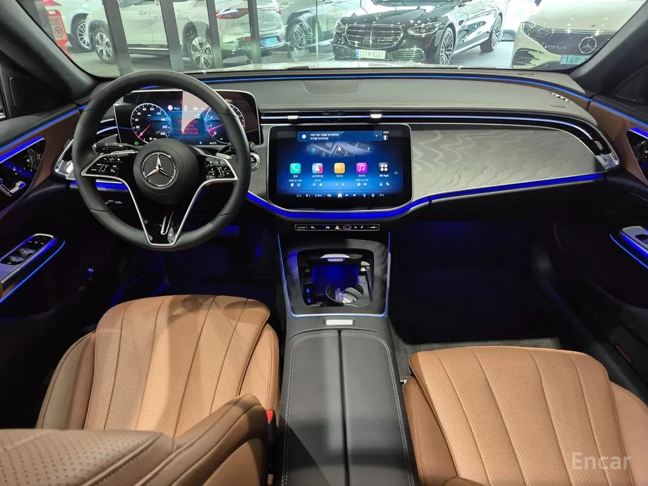 Фото 7 - Mercedes-Benz E-Class