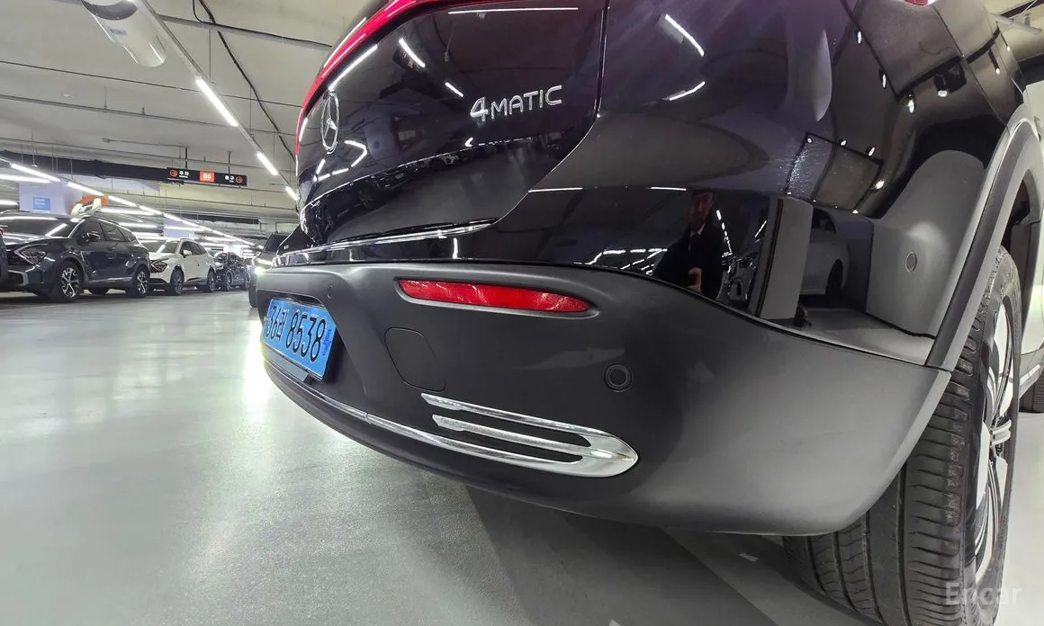 Фото 11 - Mercedes-Benz EQB