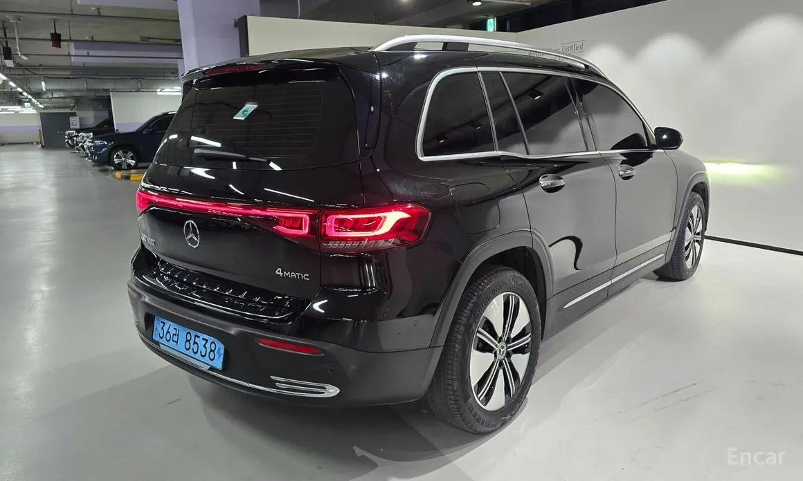 Фото 4 - Mercedes-Benz EQB