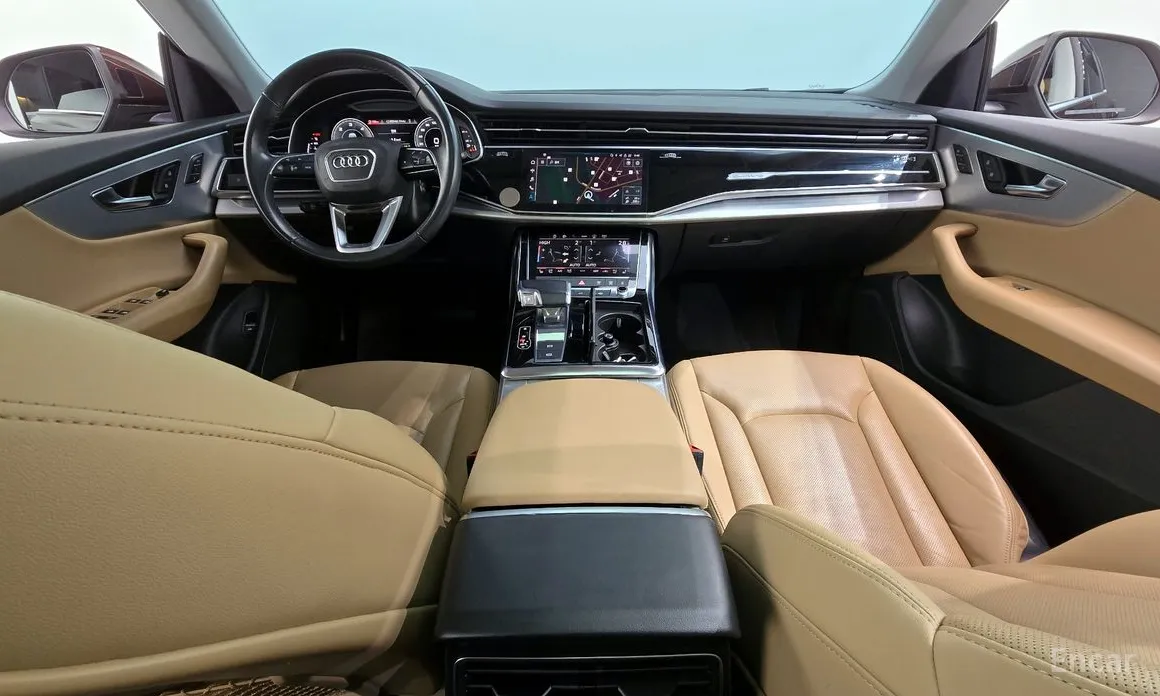 Фото 7 - Audi Q8