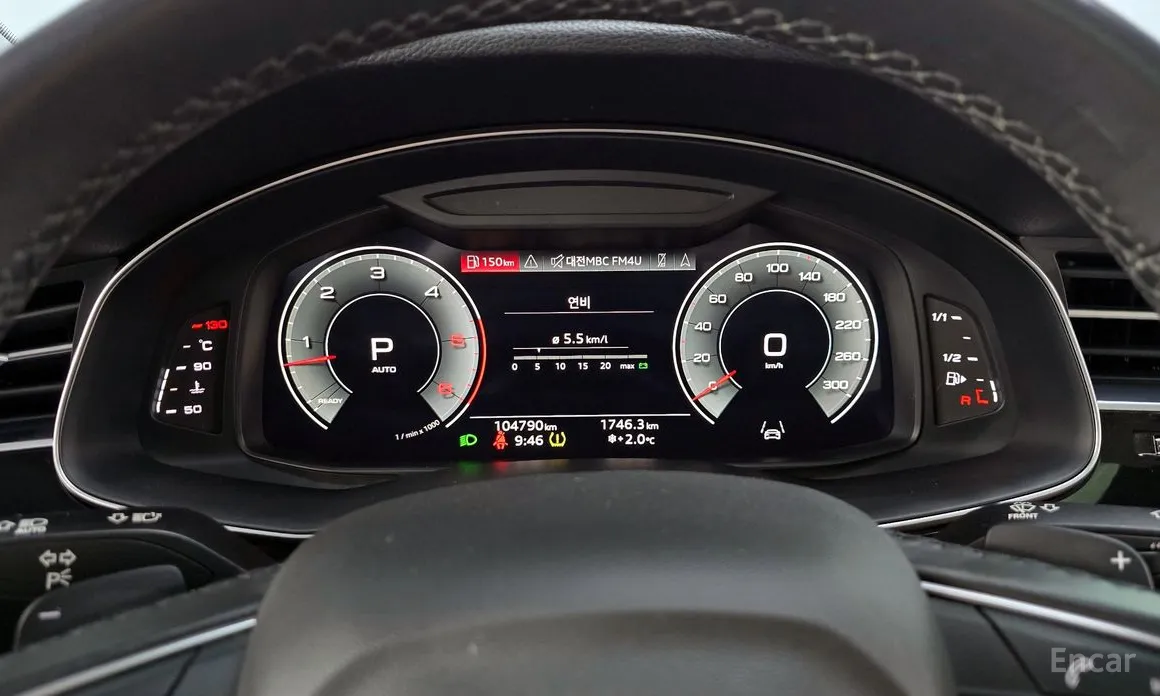 Фото 8 - Audi Q8