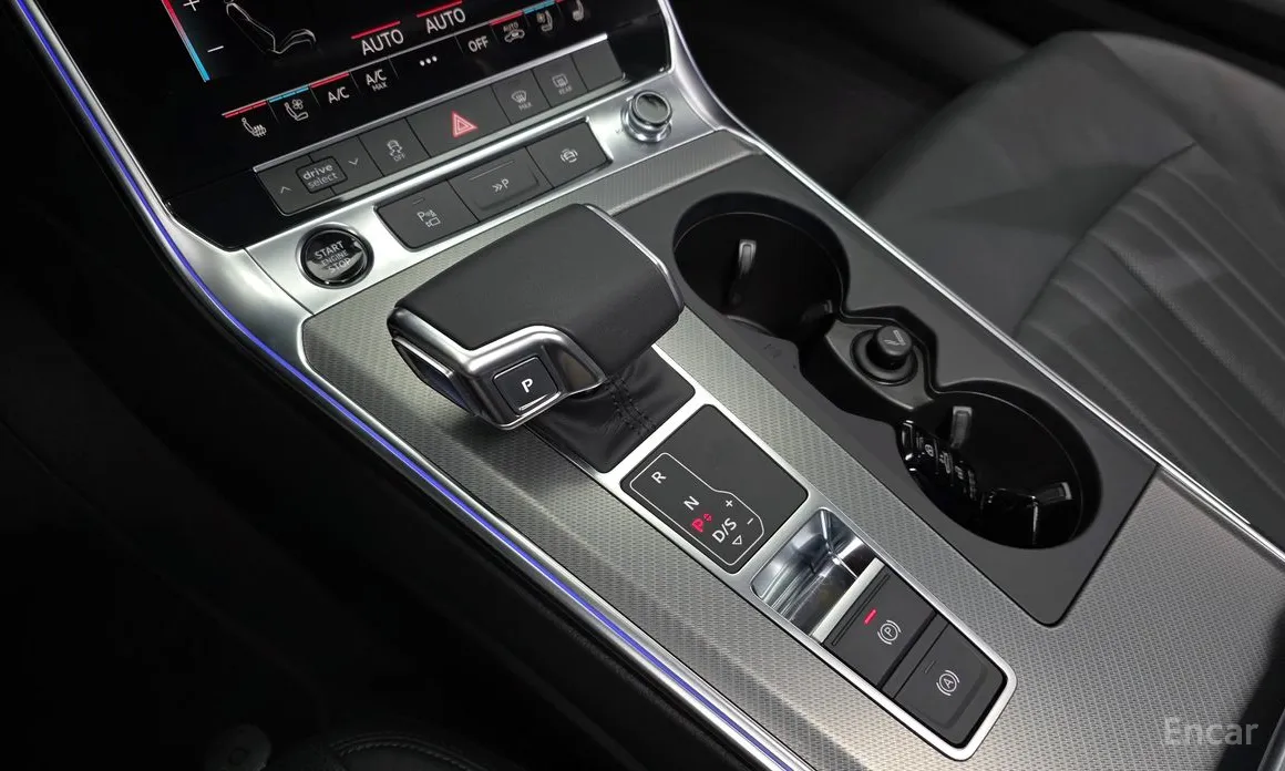 Фото 9 - Audi A6