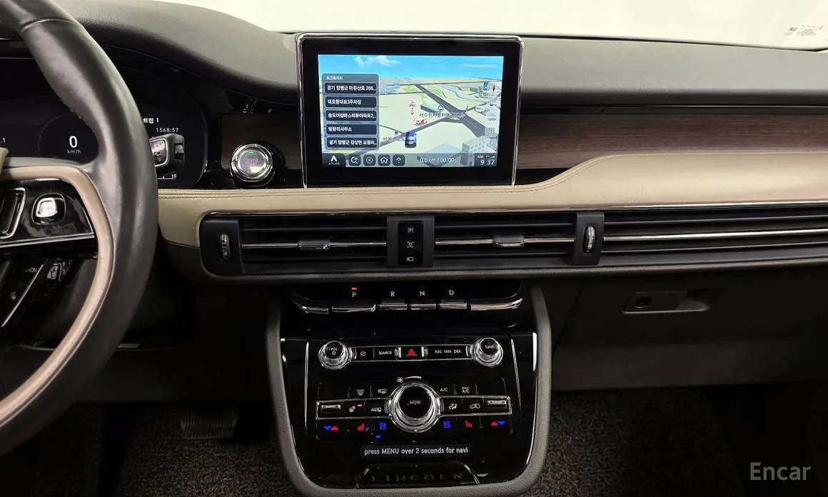 Фото 14 - Lincoln Corsair