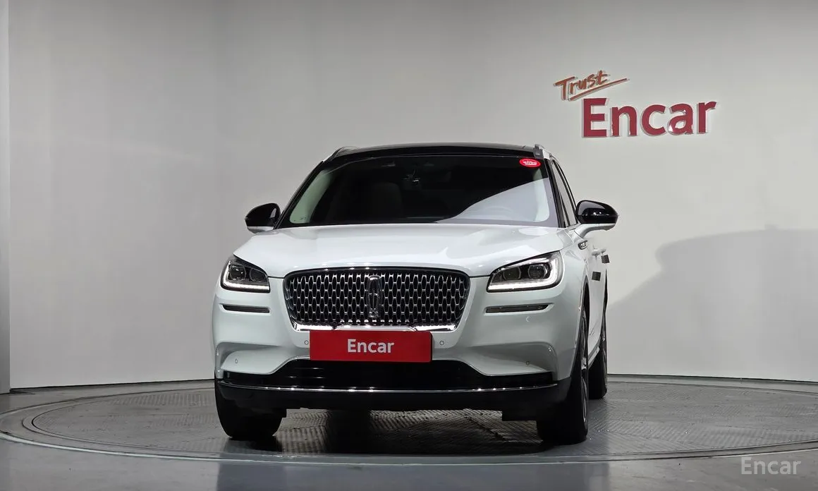 Фото 3 - Lincoln Corsair