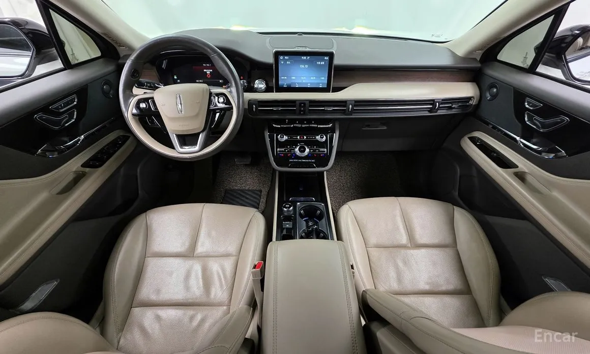 Фото 7 - Lincoln Corsair