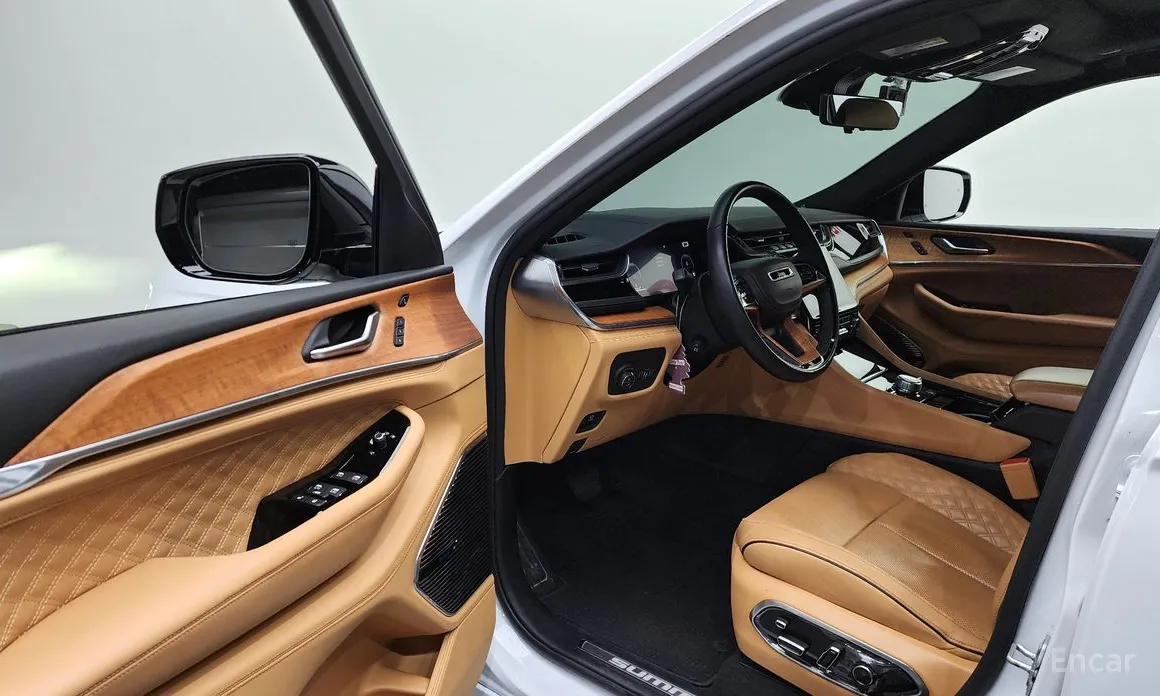 Фото 10 - Jeep Cherokee