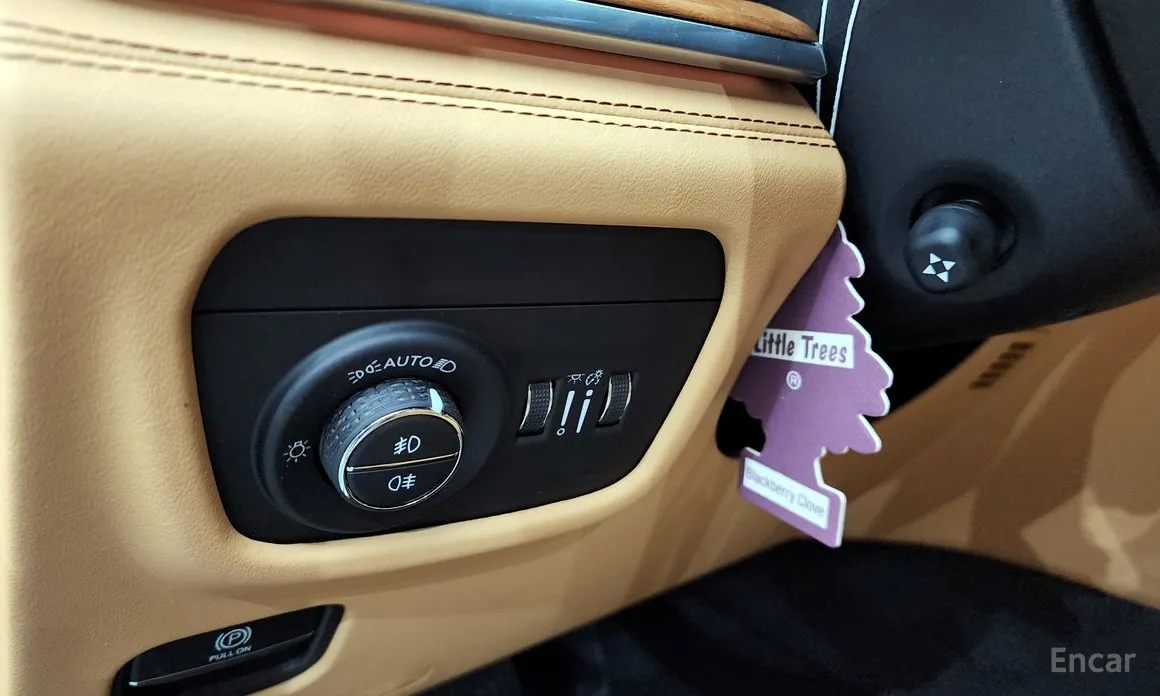 Фото 16 - Jeep Cherokee