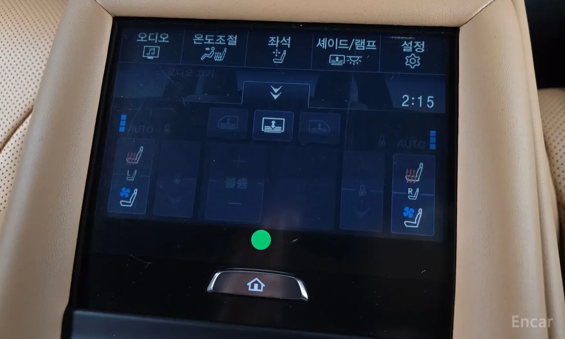 Фото 19 - Lexus LS