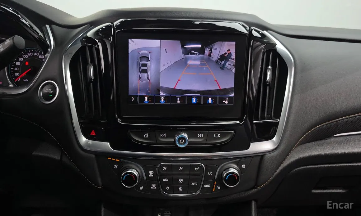 Фото 14 - Chevrolet Traverse