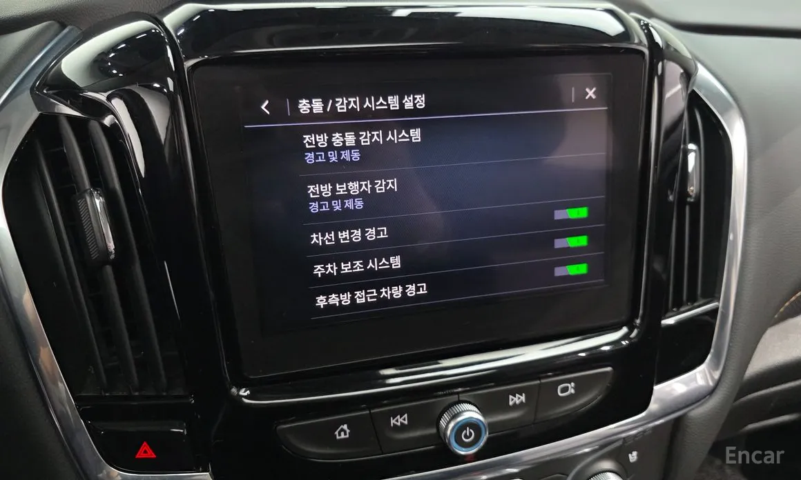 Фото 15 - Chevrolet Traverse