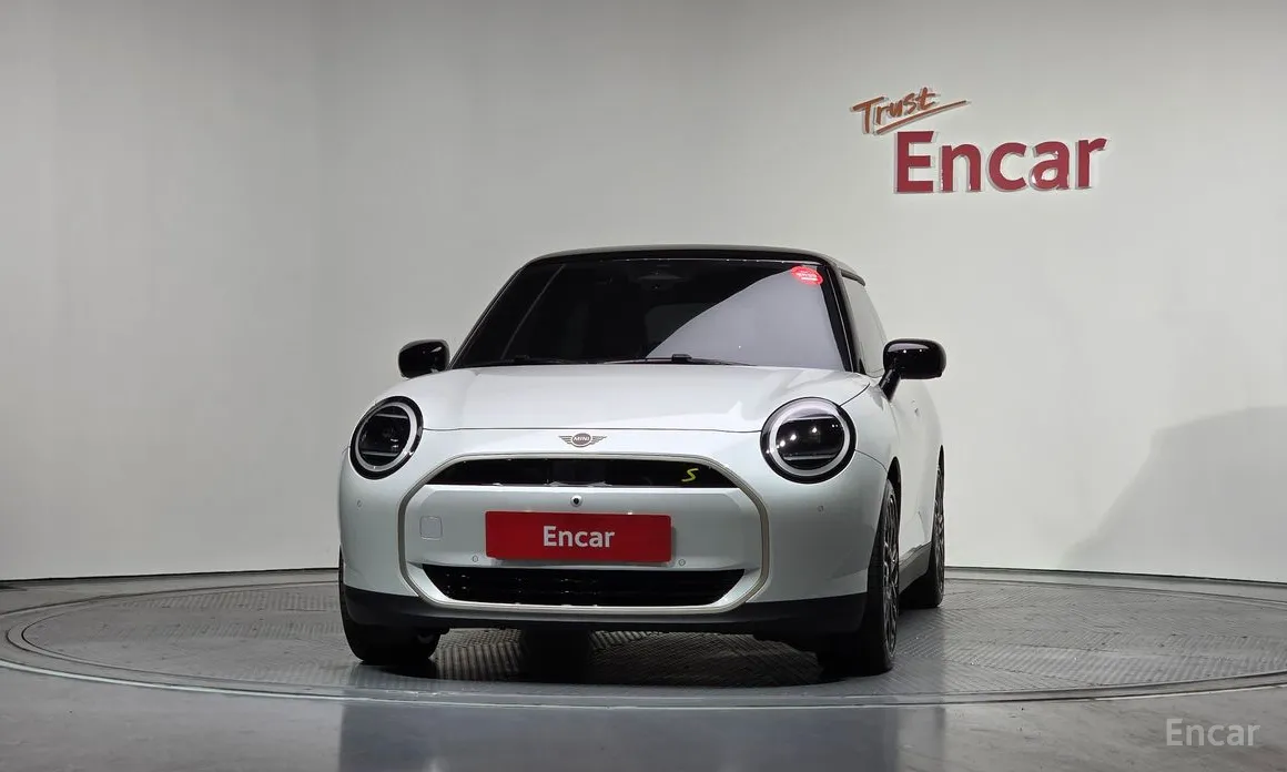 Фото 3 - Mini Cooper