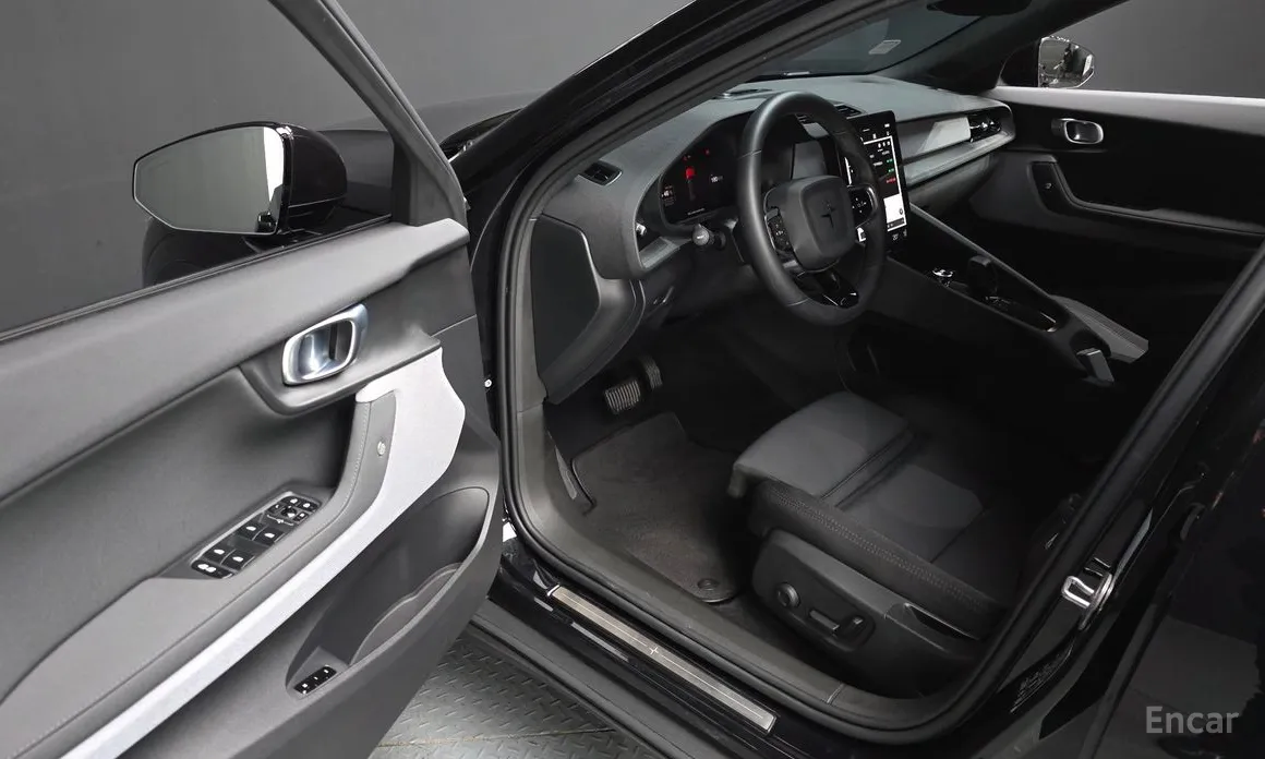 Фото 11 - Polestar 2