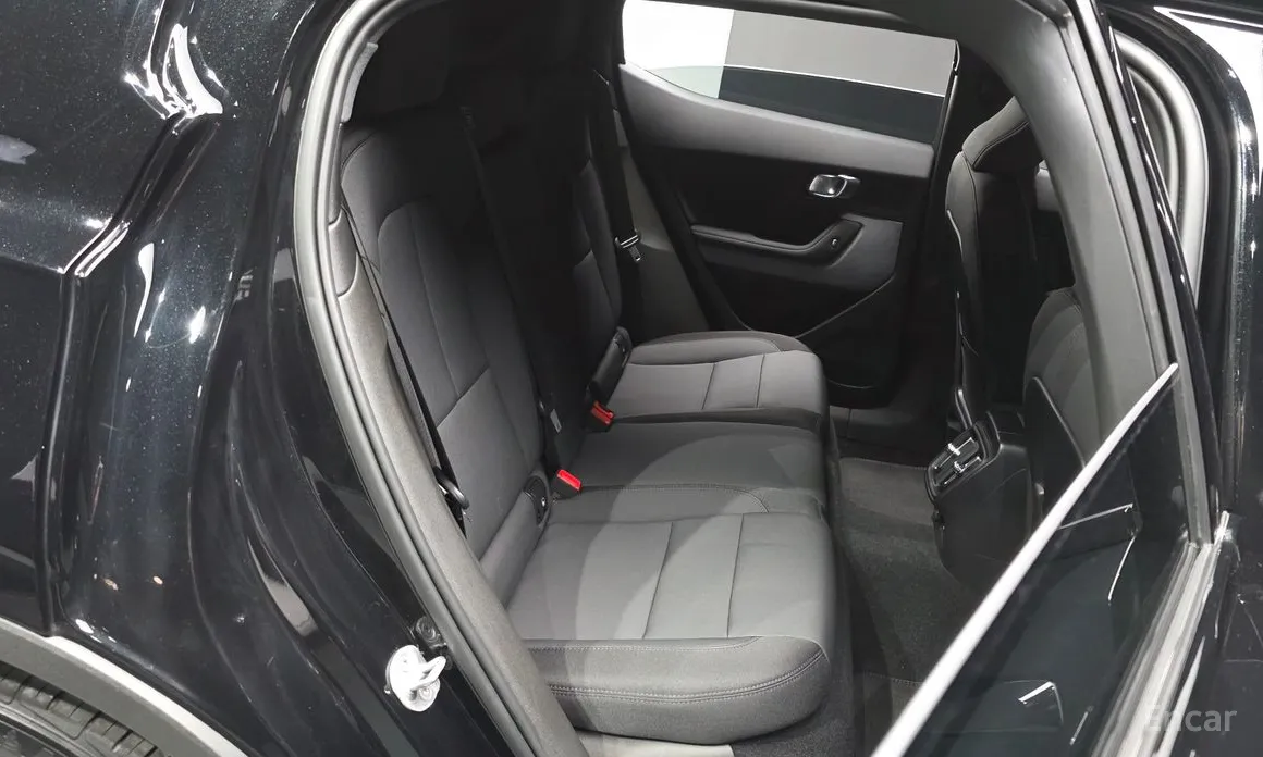 Фото 12 - Polestar 2