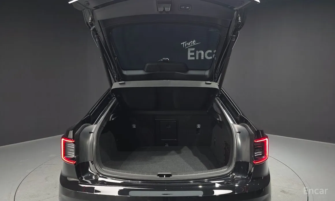 Фото 20 - Polestar 2