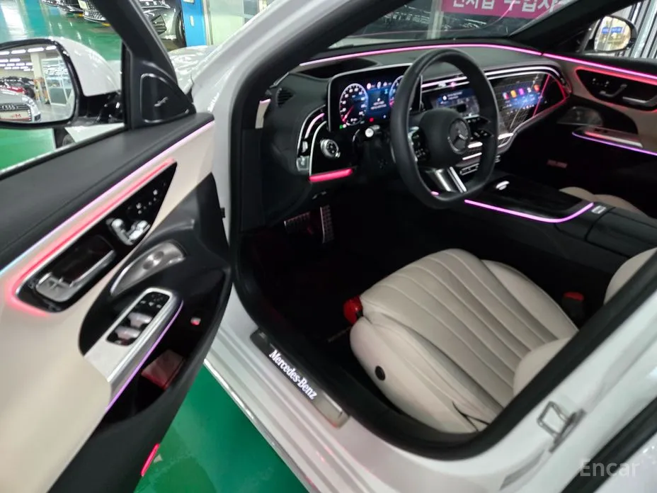 Фото 11 - Mercedes-Benz E-Class