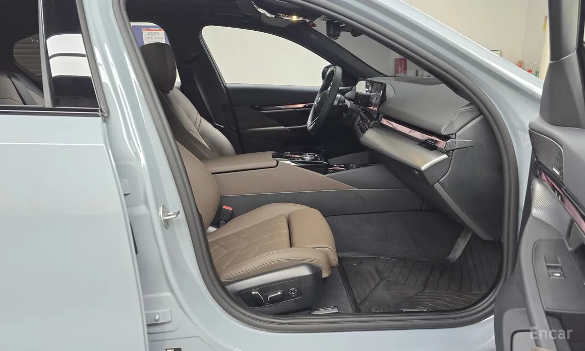 Фото 11 - BMW 5 Series