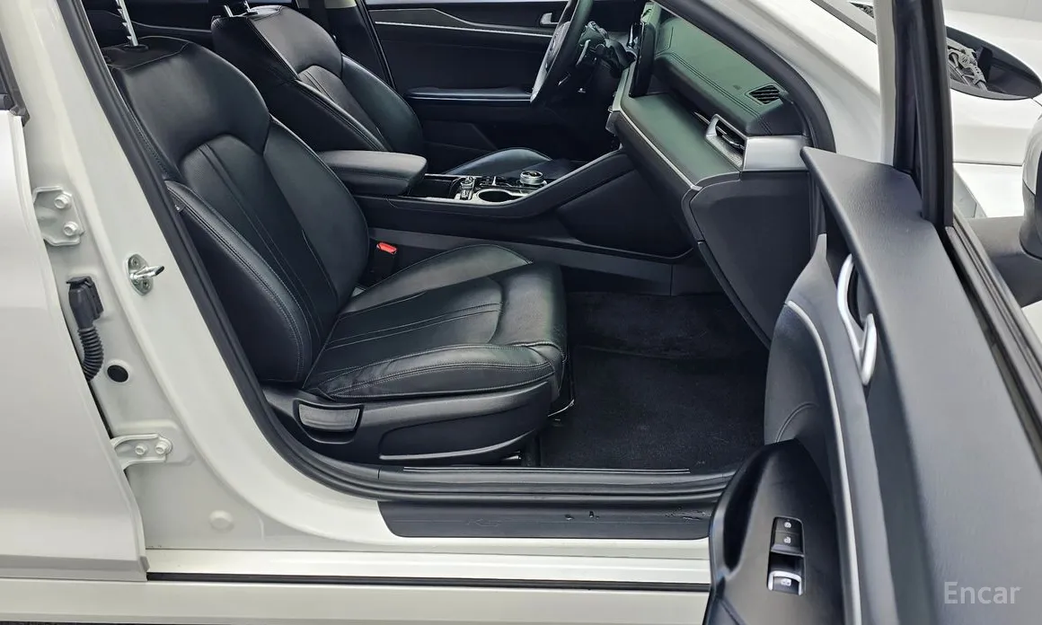 Фото 10 - Kia K5