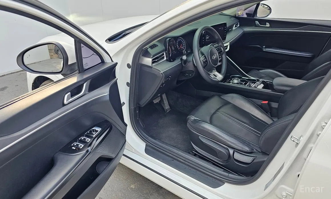 Фото 11 - Kia K5