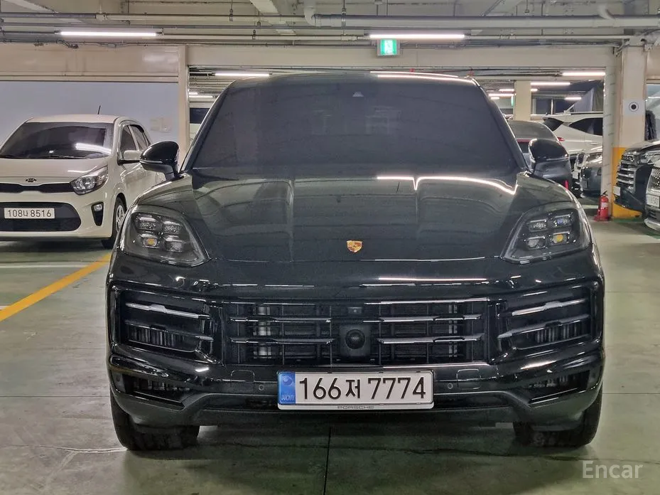 Фото 1 - Porsche Cayenne
