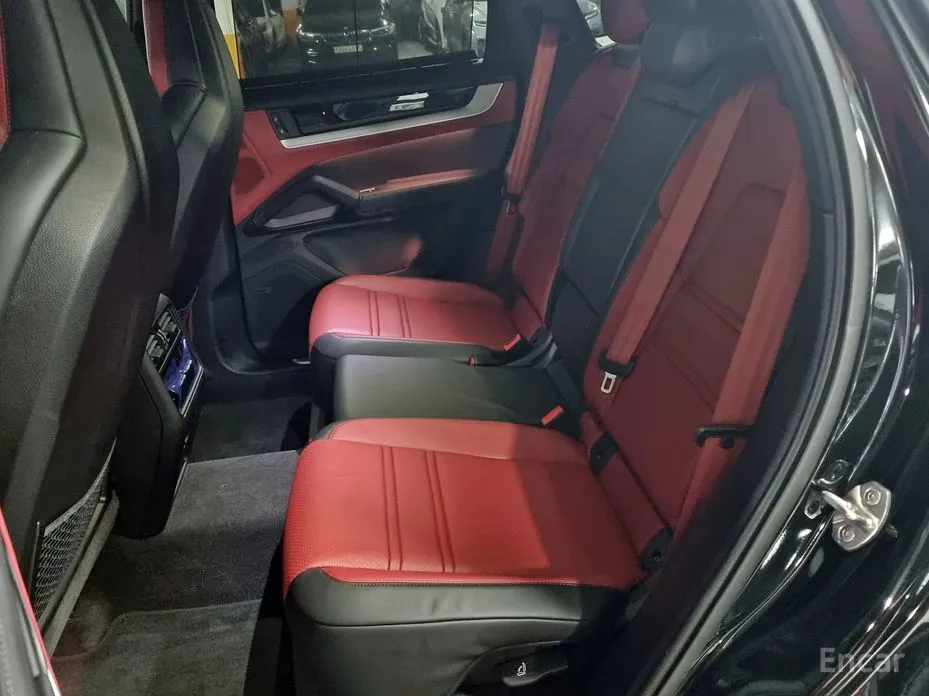 Фото 6 - Porsche Cayenne